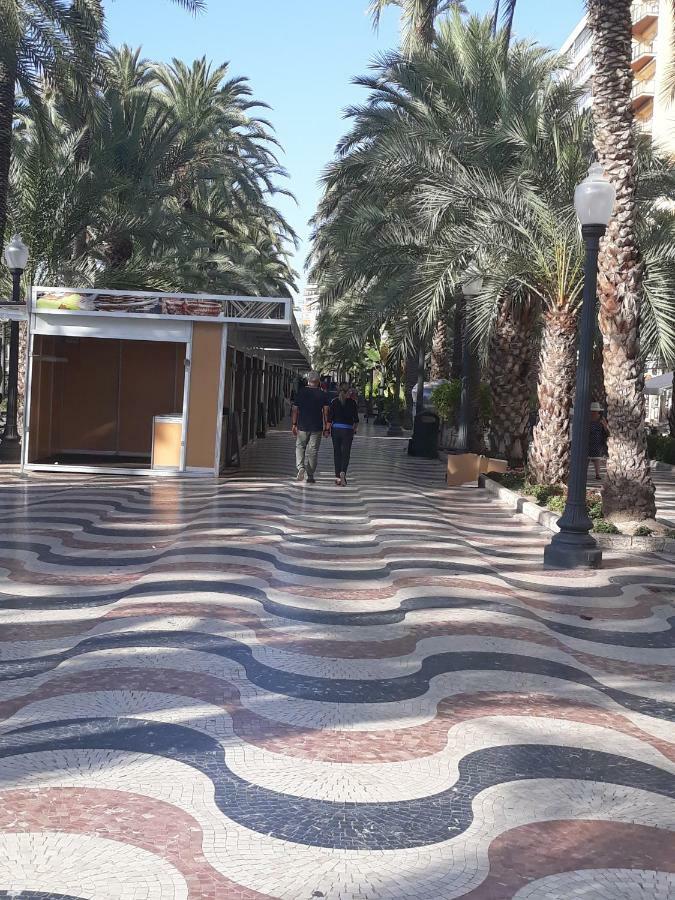 Pension Mexico Alicante Exterior photo
